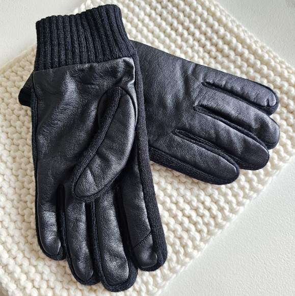 Calvin Klein Touchscreen Warm Black Gloves Logo On Knit Cuff Lined Interior XL - Picture 10 of 12
